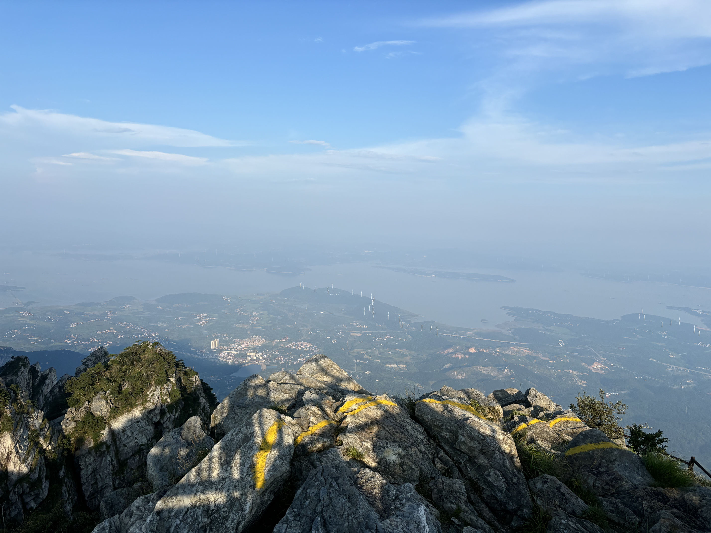 漫随天外云卷云舒